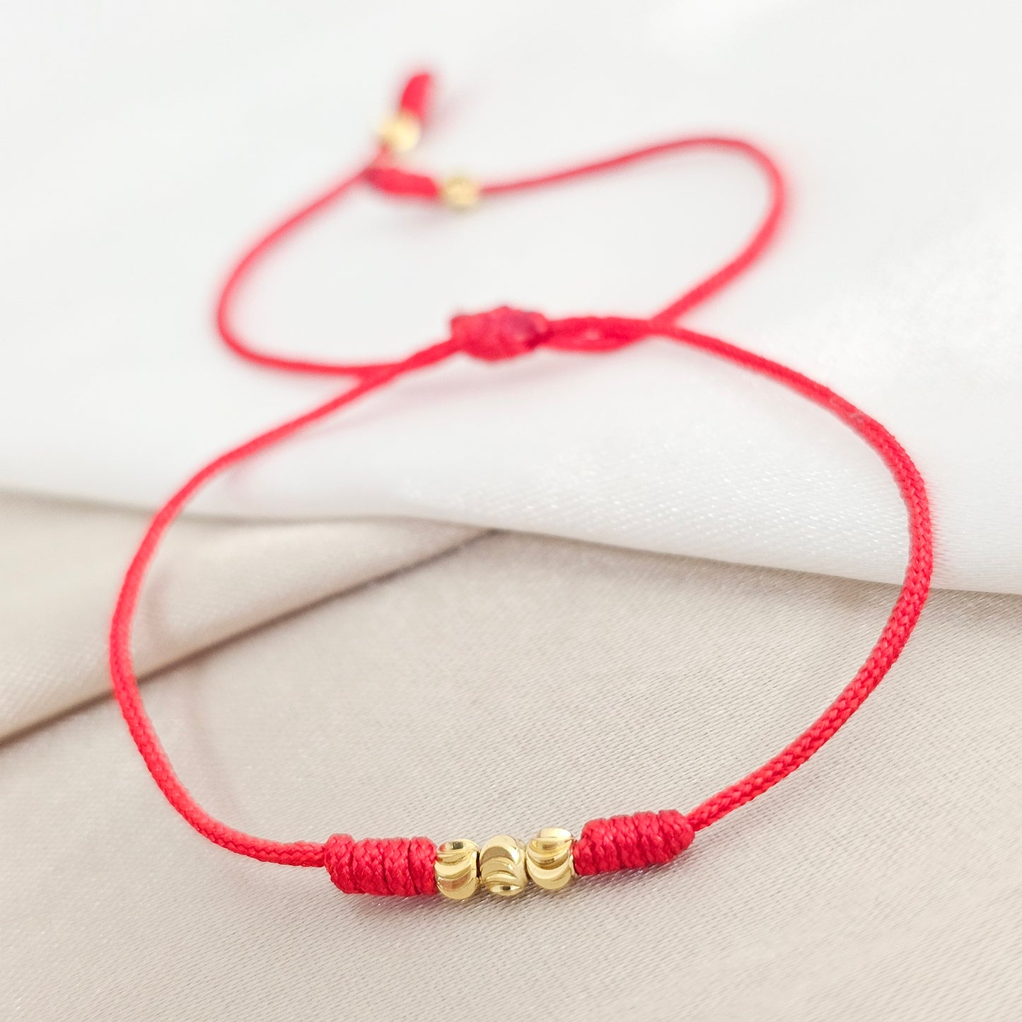 PULSERA GOLD NUDOS #3 ITALIANO ROJA