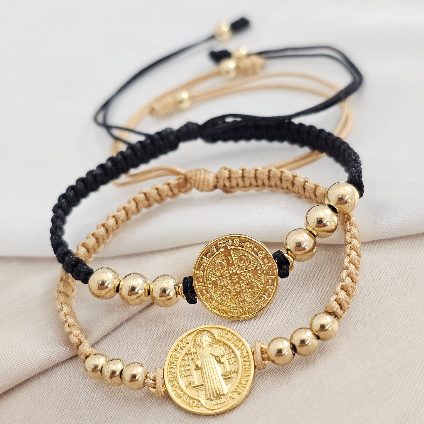 PULSERA GOLD DUO H SAN BENITO NEGRA Y BEIGE