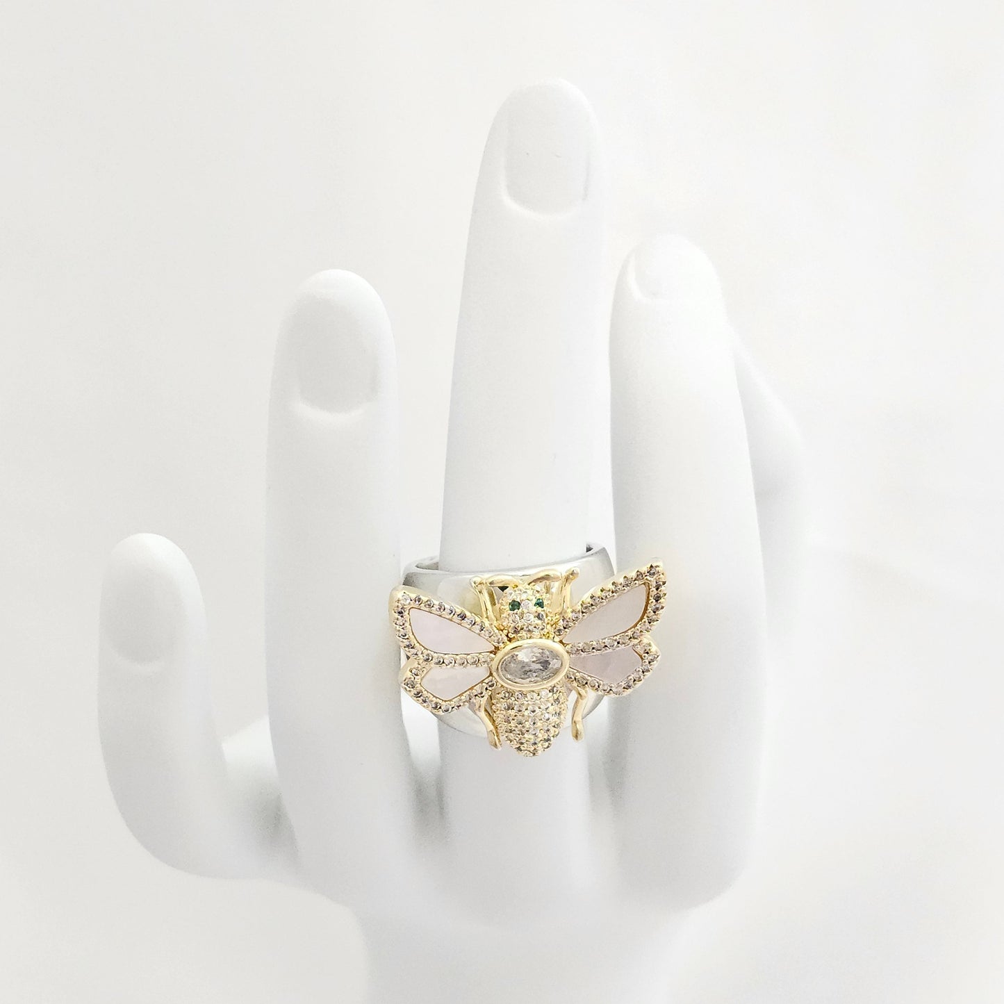 ANILLO PLATEADO ABEJA DORADO CON NACAR Y CIRCONES RF K6522
