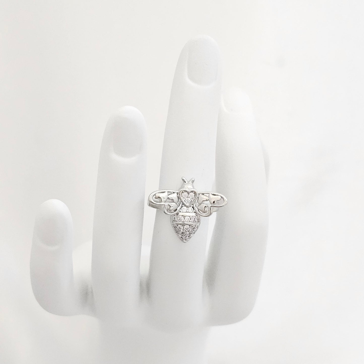 ANILLO ABEJA CON CORAZONES Y CIRCONES PLATEADO RF K6526