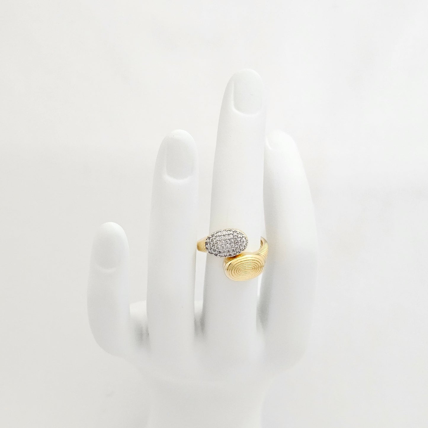 ANILLO DOBLE ESFERA DORADO CIRCONES PLATEADO RF K6949
