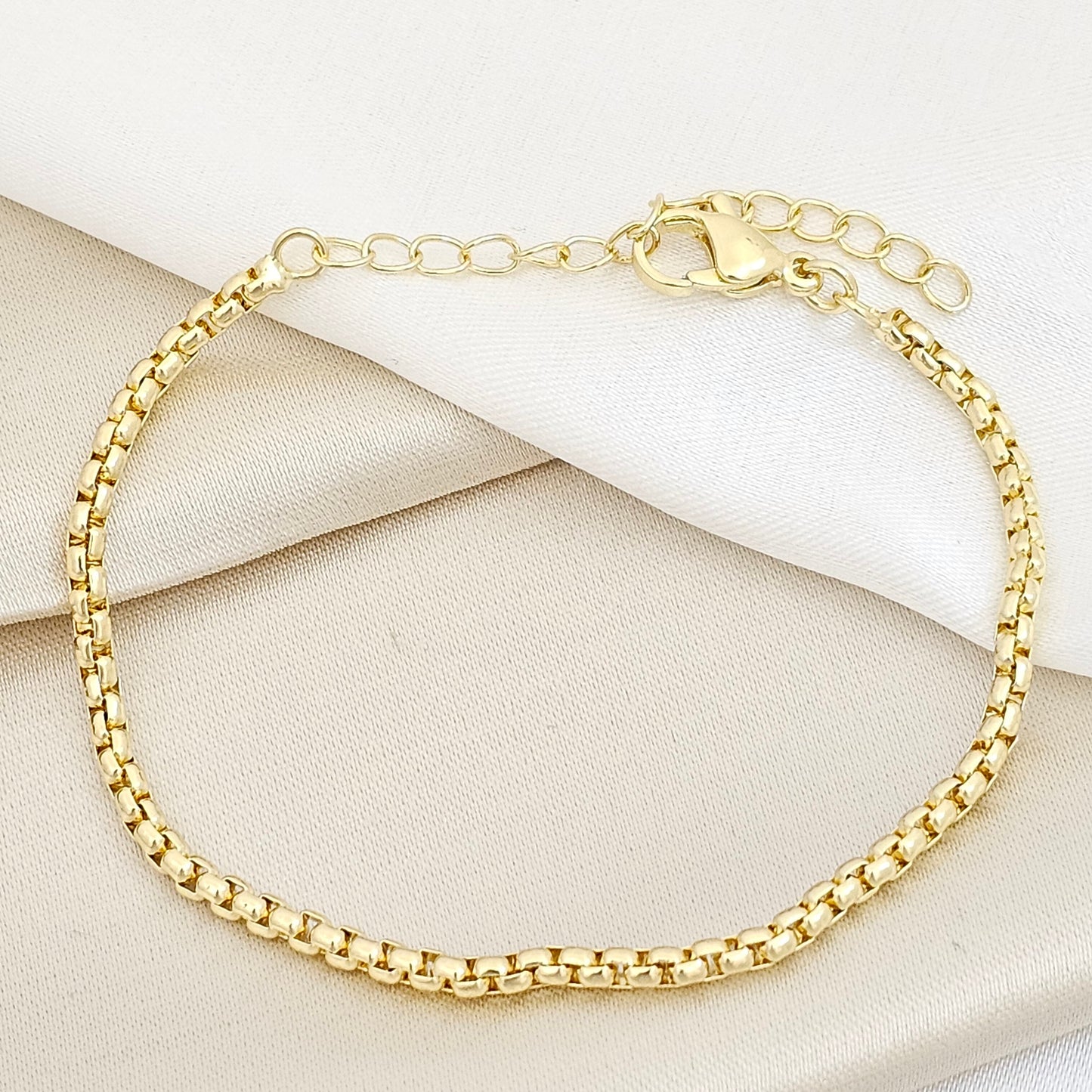 PULSERA CUBOS 2,5MM CON EXTENSOR DORADO RF K7467