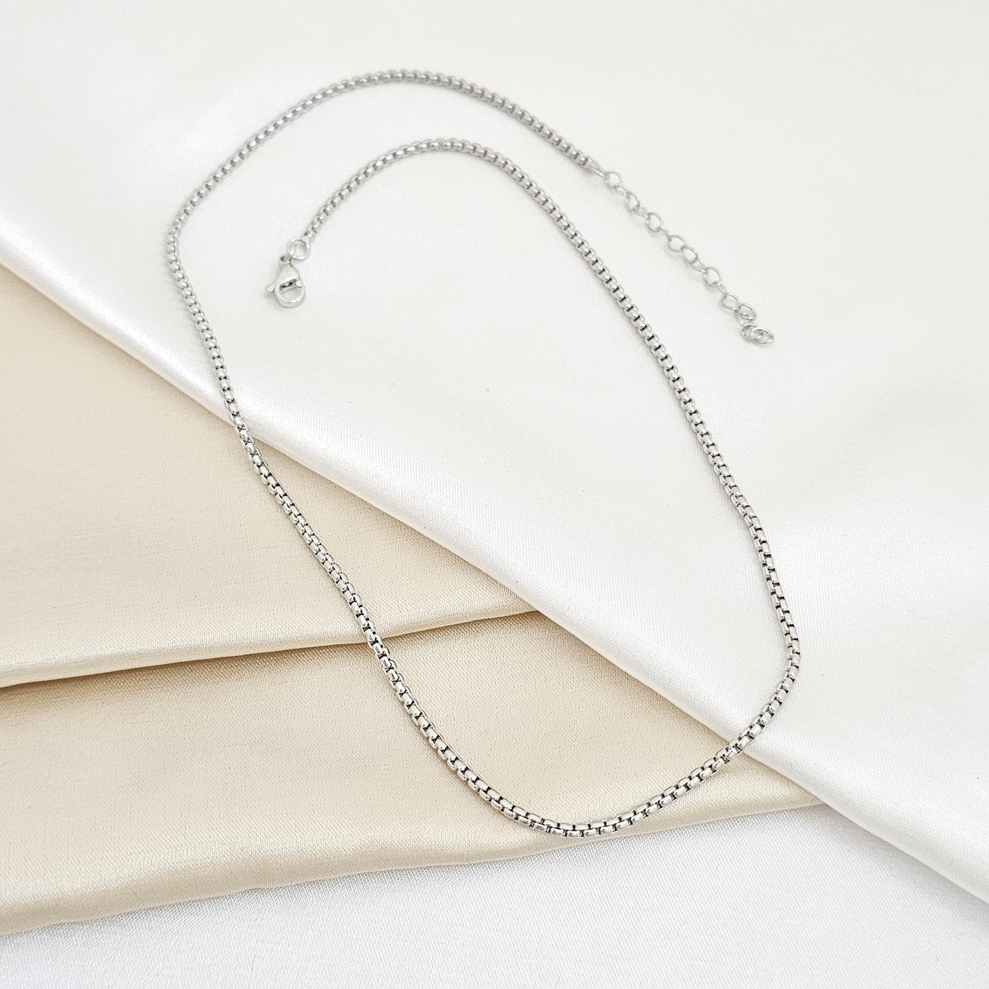 CADENA CUBOS GRUESOS CON EXTENSOR PLATEADO RF K5653