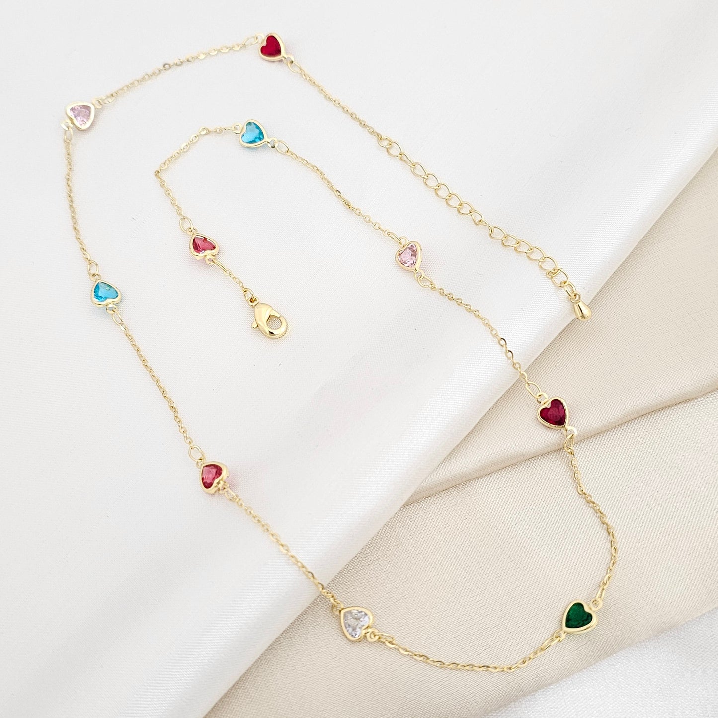 CADENA DORADO CORAZONES CON CIRCONES DE COLORES RF K6404