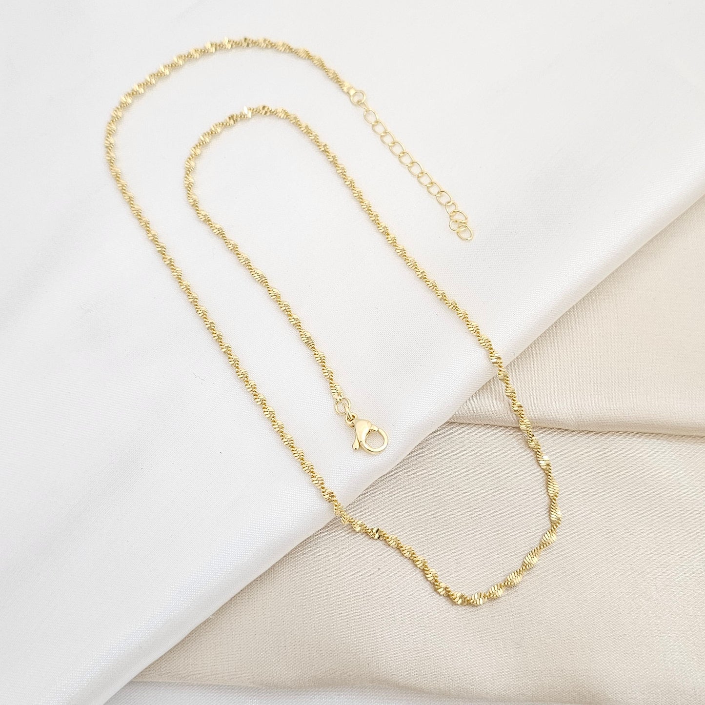 CADENA TRENZADA CON EXTENSOR DORADO RF K6671