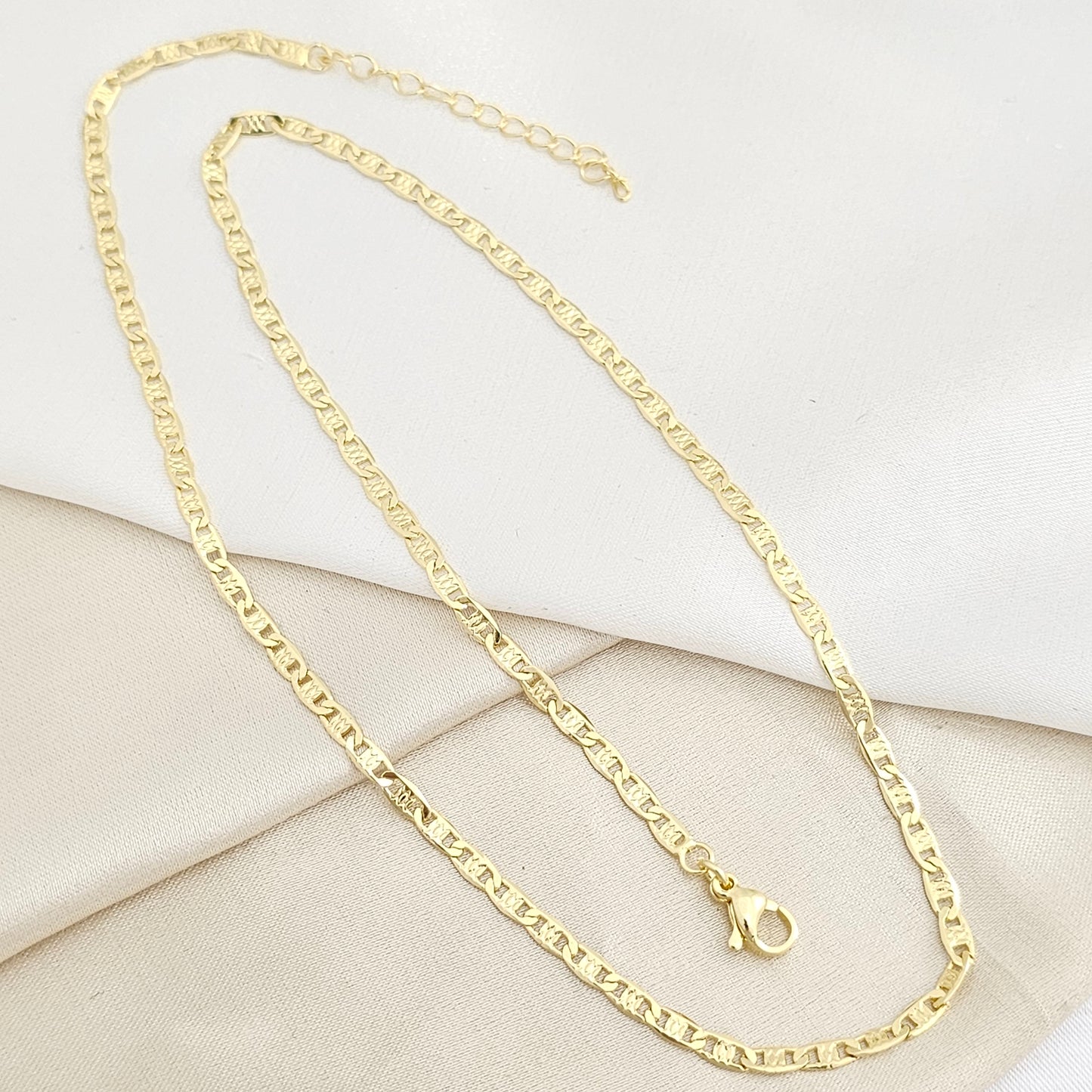 CADENA CANDADOS PLANOS 3MM CON EXTENSOR DORADO RF K7783