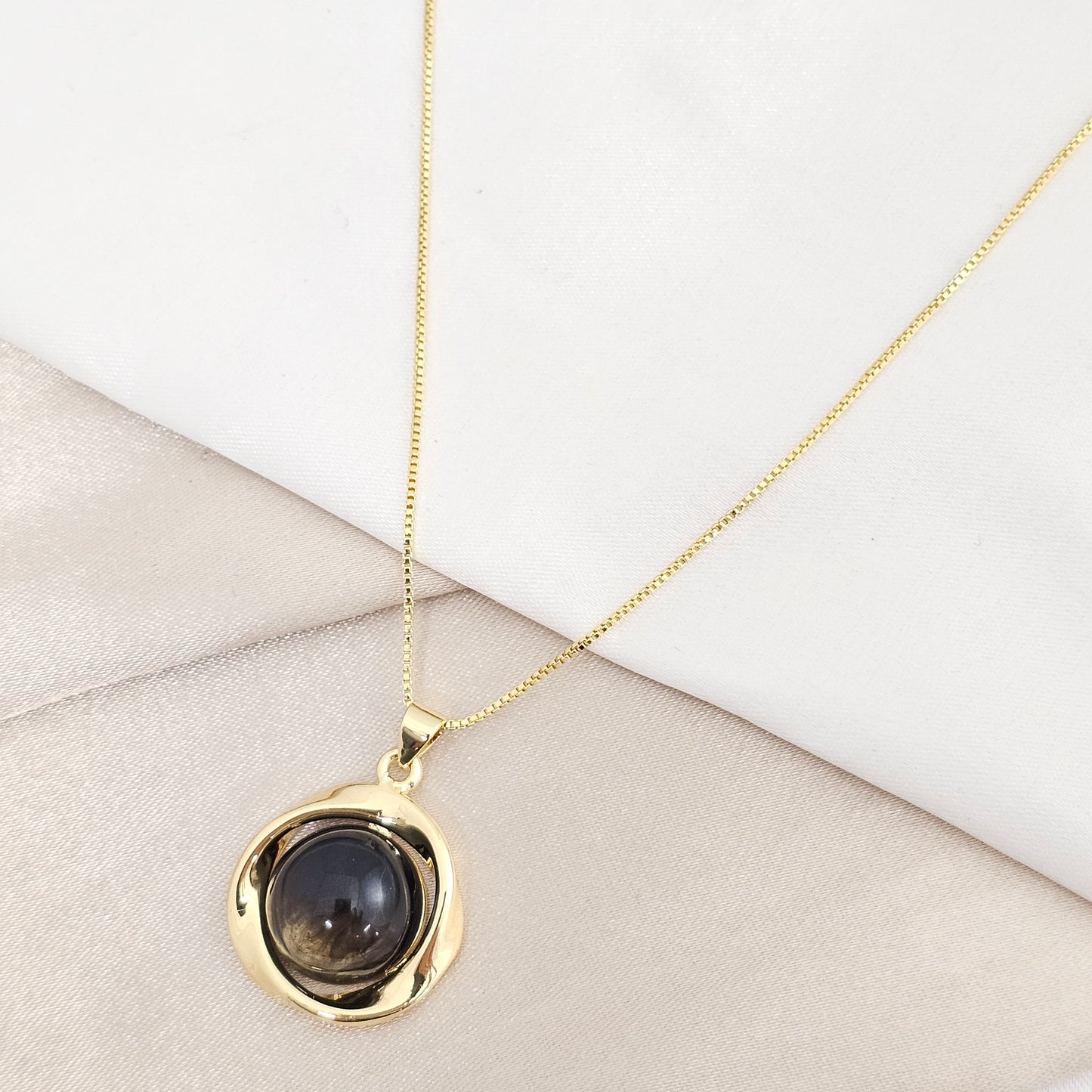 CADENA VENECIANA CON DIJE PERLA DE NACAR NEGRA RF K8076