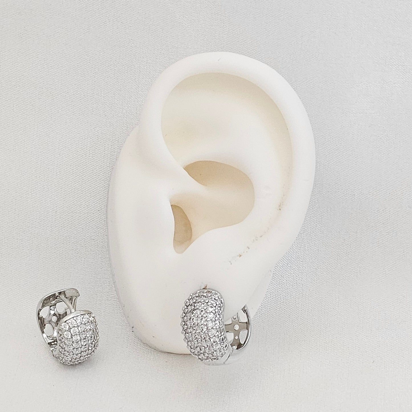 CANDONGA MINI CORAZONES PLATEADO CON CIRCONES RF K7230