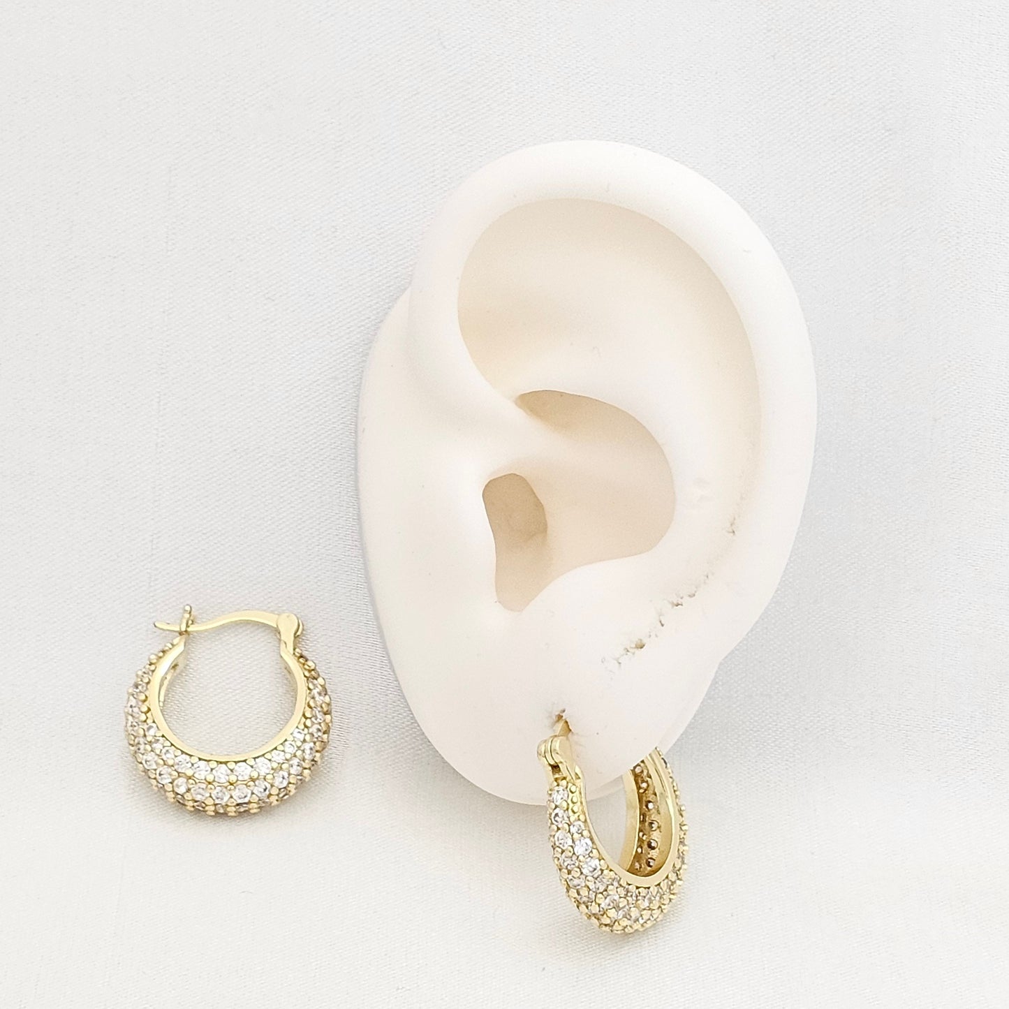 CANDONGA ARO MEDIANO DORADO CIRCONES CRISTAL RF K7491