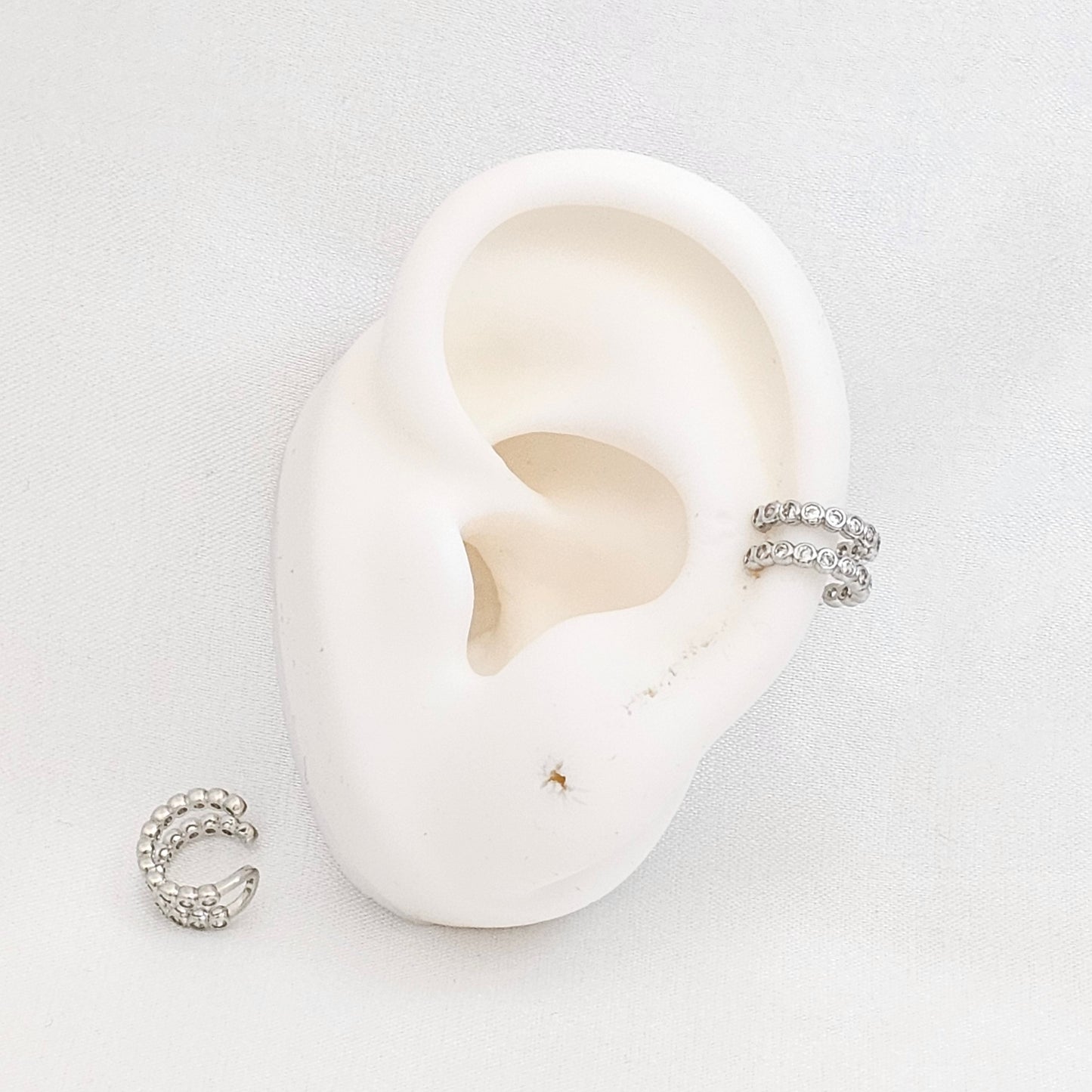 EARCUFF MINI CIRCONES REDONDOS PLATEADO RF K7195