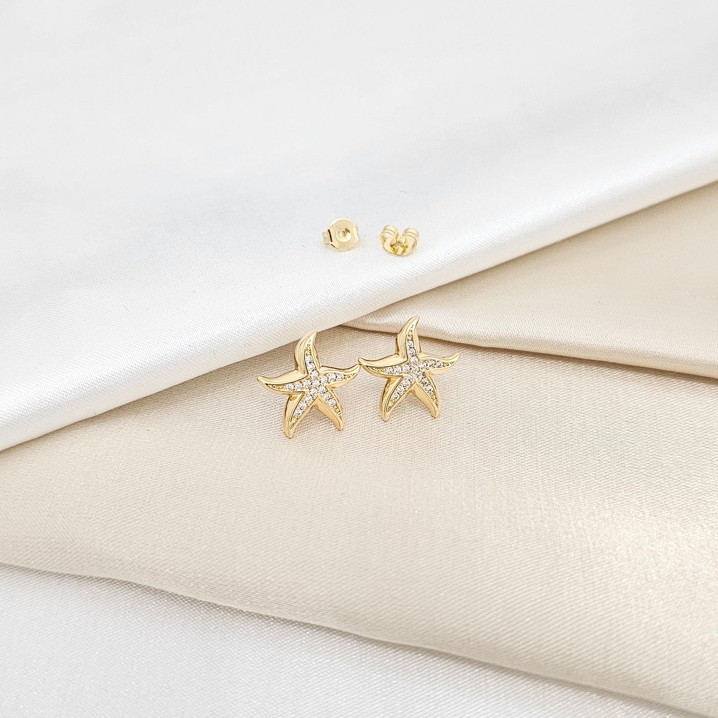 TOPO ESTRELLA DE MAR PEQUEÑA DORADO RF K6705