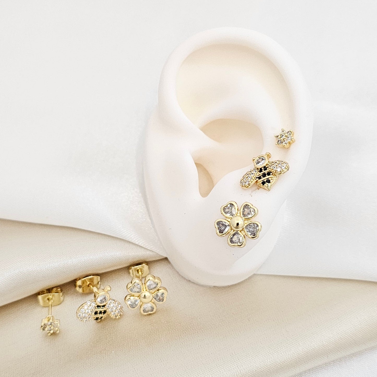 SET TRES TOPOS FLOR ABEJA Y MINI ESTRELLA DORADO RF K7249