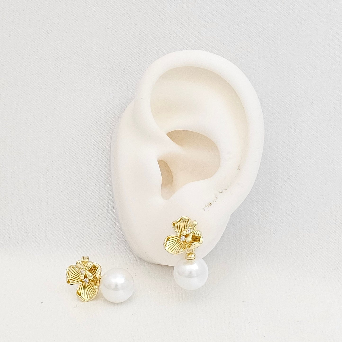 TOPO FLOR Y LIBELULA DORADO CON PERLA RF K7587