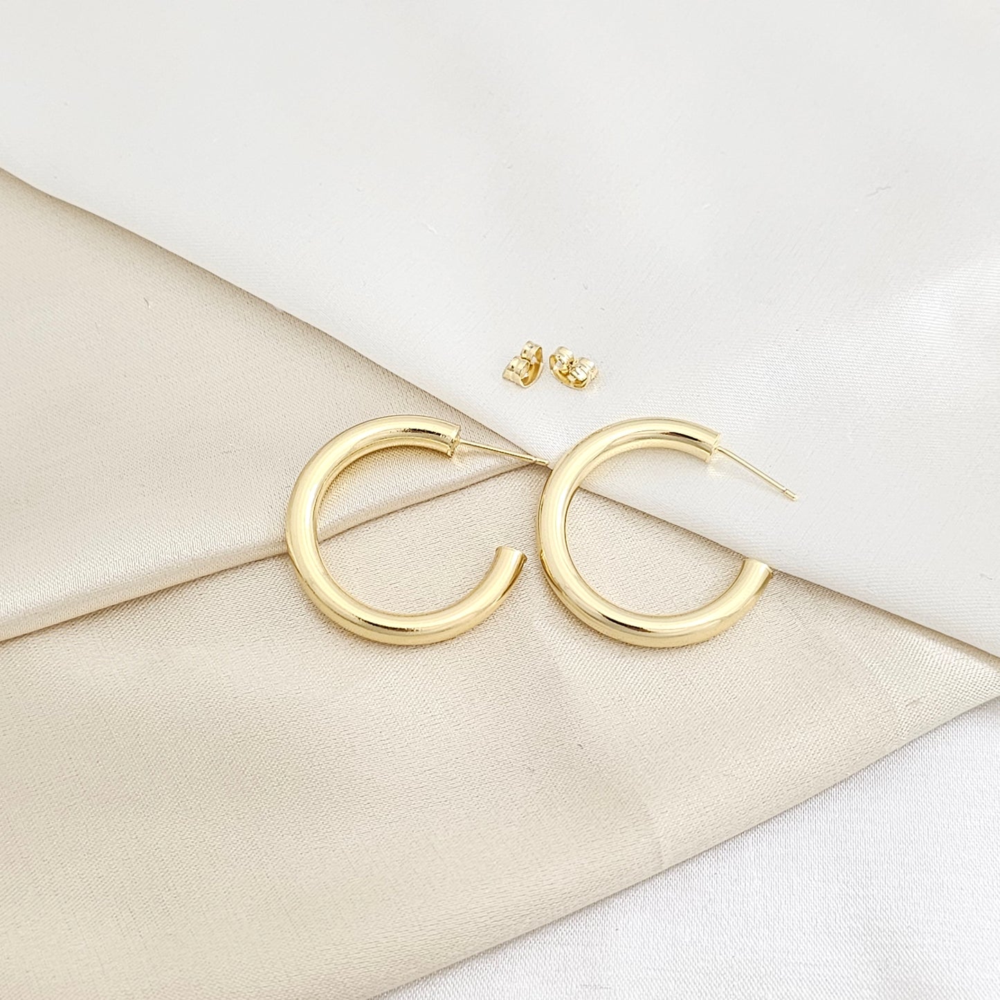 TOPO ELEGANTE LISO GRANDE DORADO RF K7824