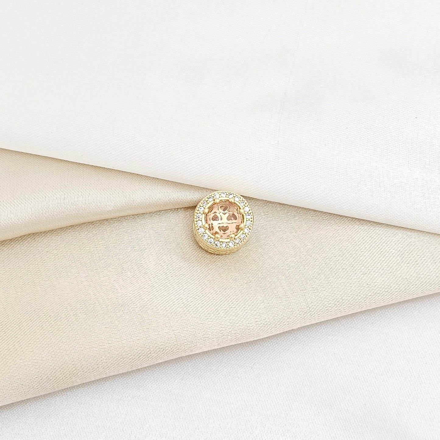 CHARM REDONDO DORADO CON CIRCON ROSA RF K5989