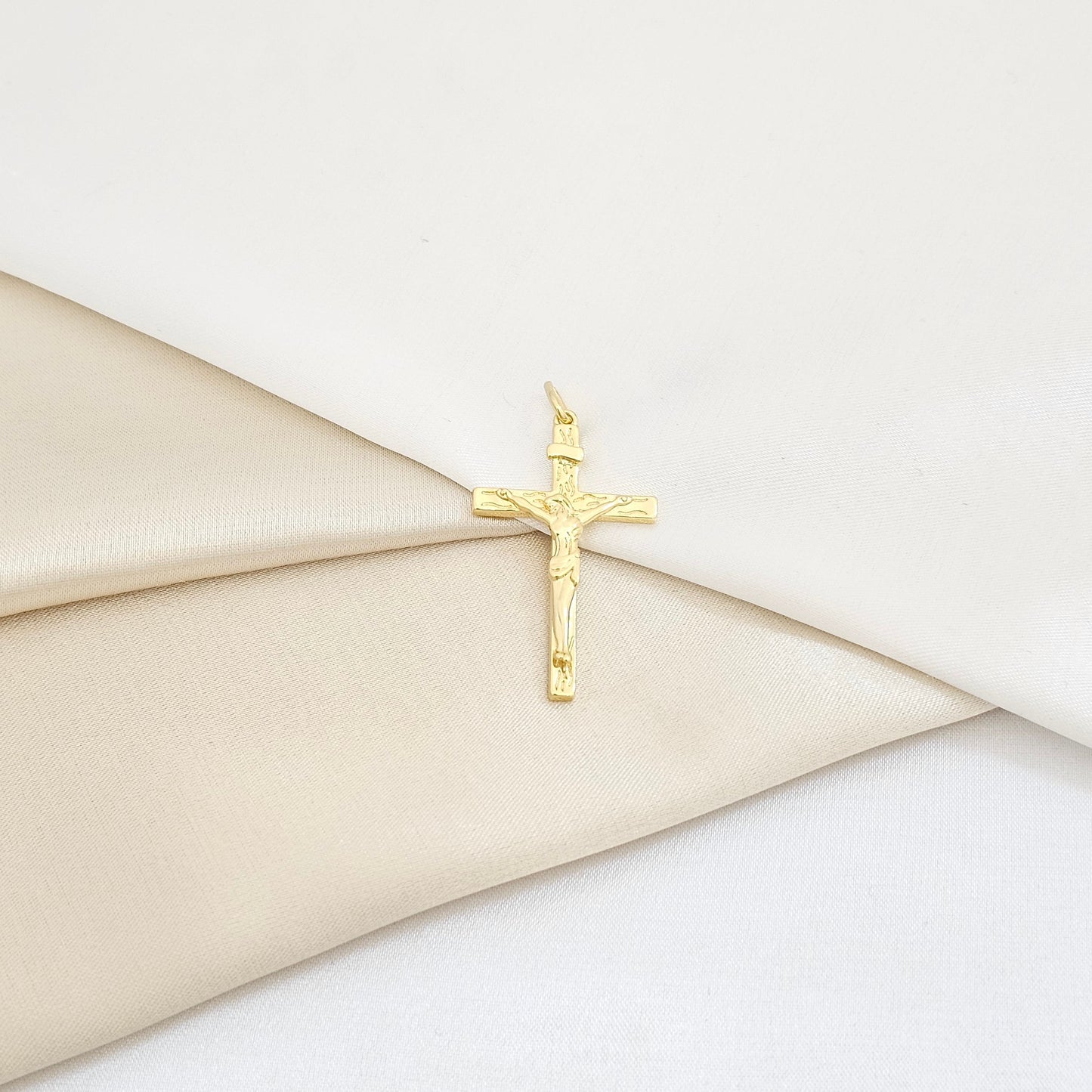 DIJE SANTA CRUZ G LAM 18K B/23321