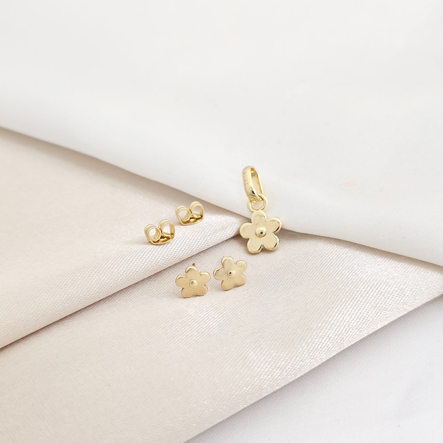 CONJUNTO GOLDEN FLOWER LAM 18K B/60001