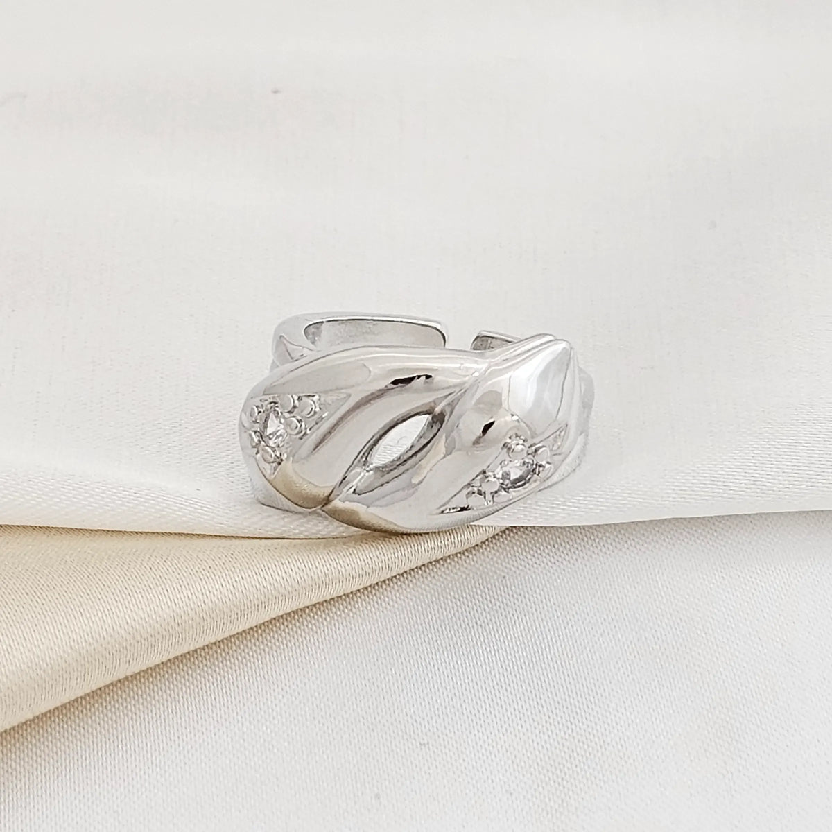 Anillo Circones Plateado Rf K2479