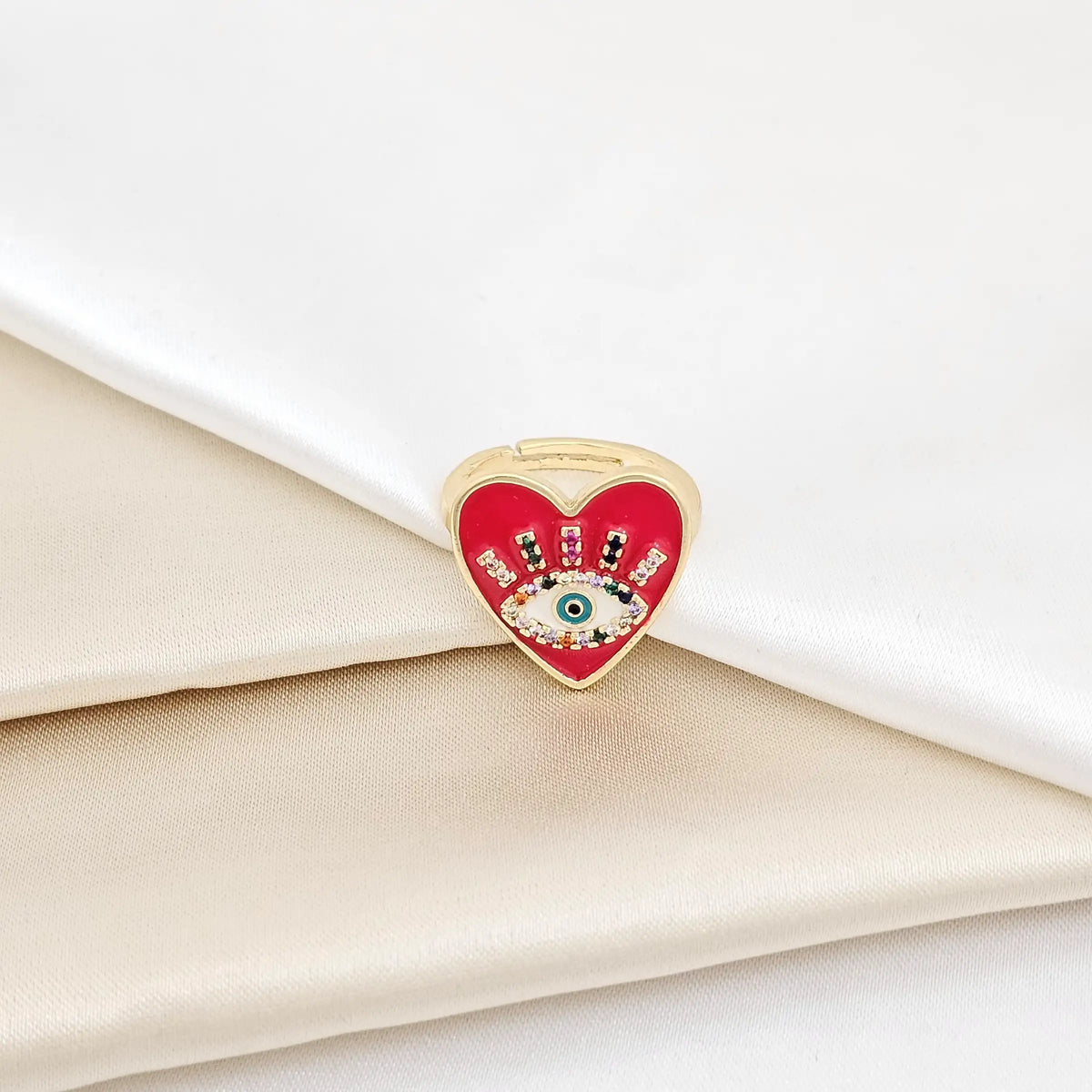 Anillo Dorado Corazon Rojo Y Ojo Con Circones Rf K5649