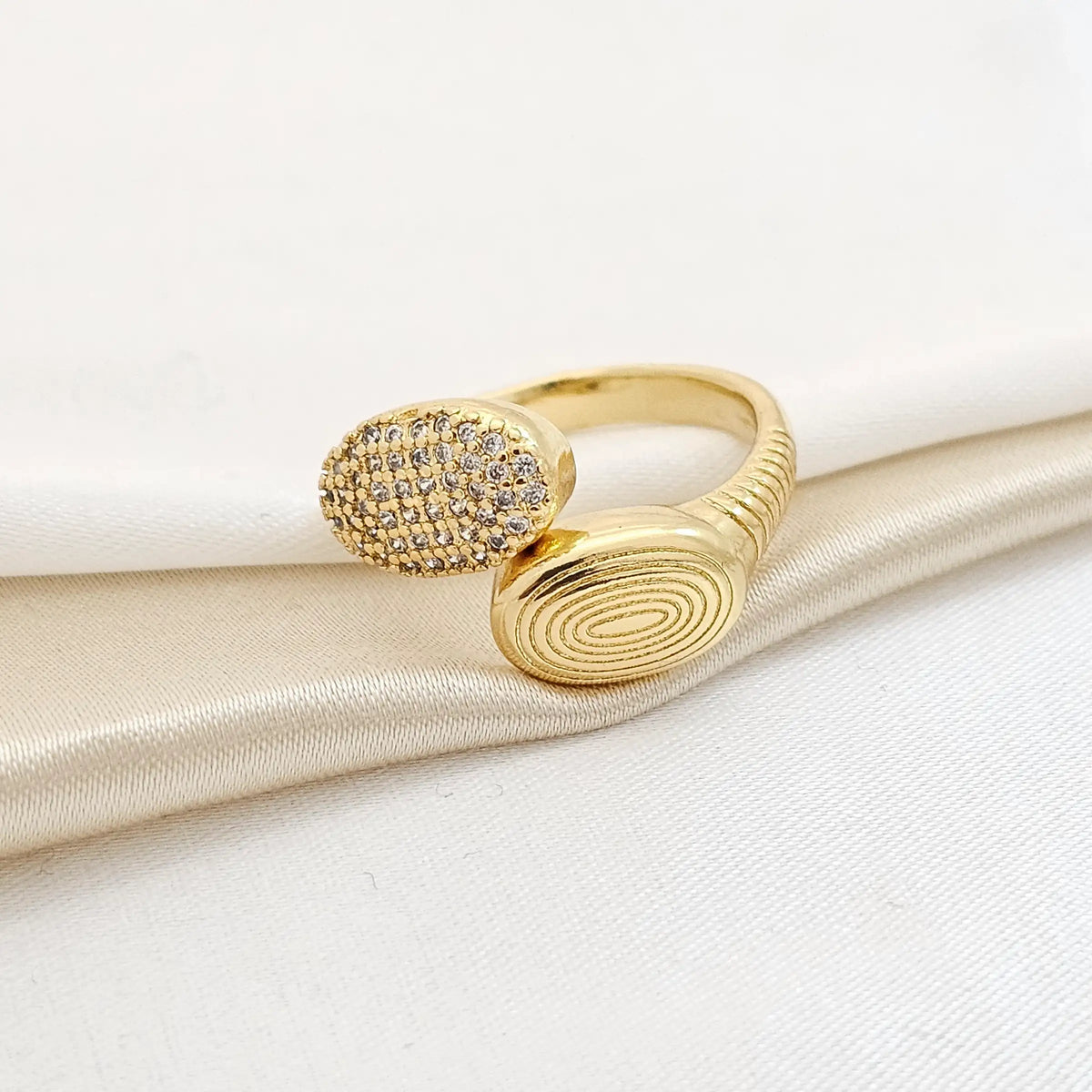 Anillo Gemelos Circones Dorado Rf K3776