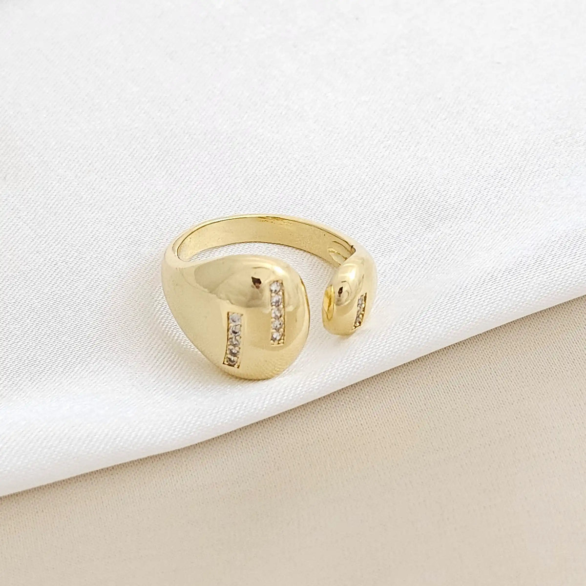 Anillo Gotas Con Circones Dorado Rf K3271