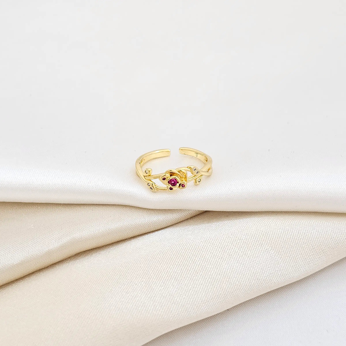 Anillo Rose Crown Ajustable + Empaque Lam 18K B/13045