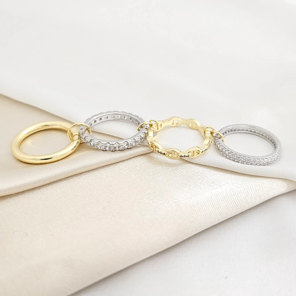 Anillo X4 Dorado Y Plateado Con Circones Rf K7750
