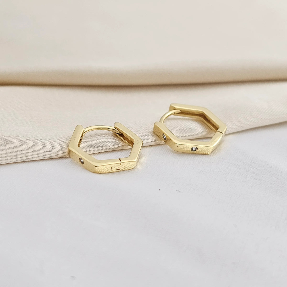 Arete Candonga Hexa Grial 13Mm Lam 18K B/30061
