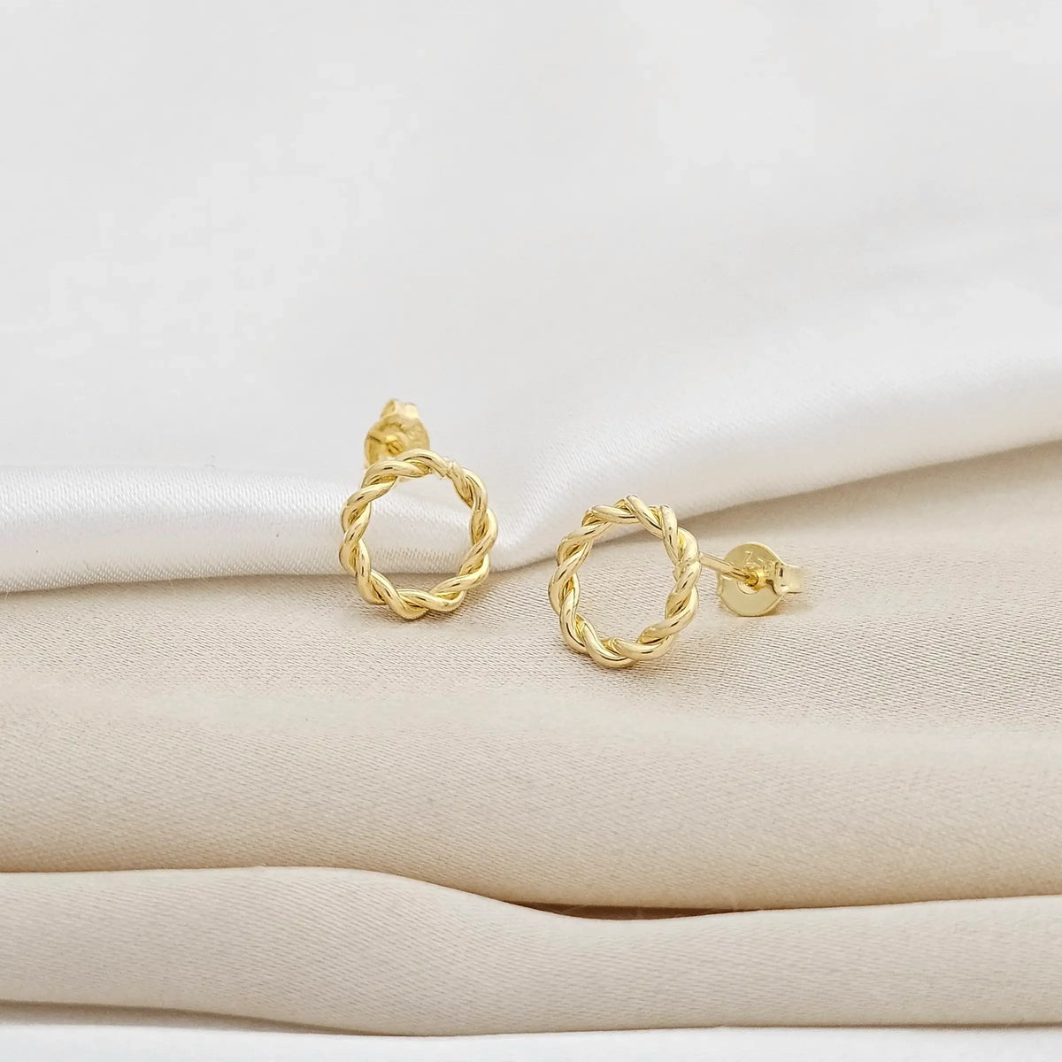 Arete Loop Lam18K - 34128