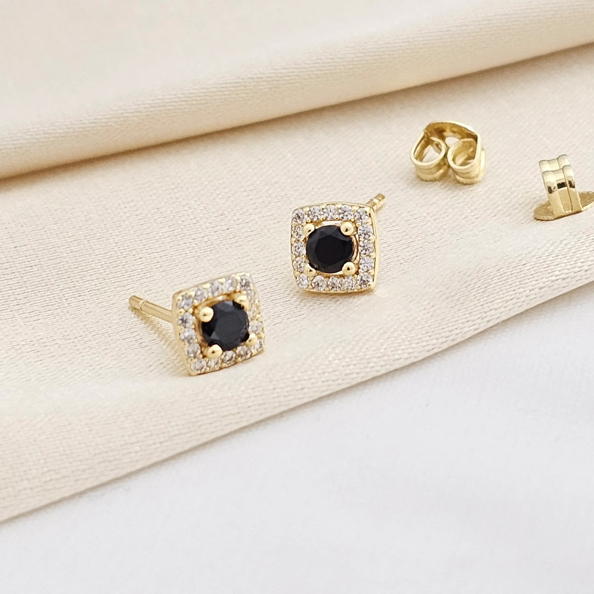 Arete Topo Dynasty 6 Mm Lam 18K B/30006-Negro