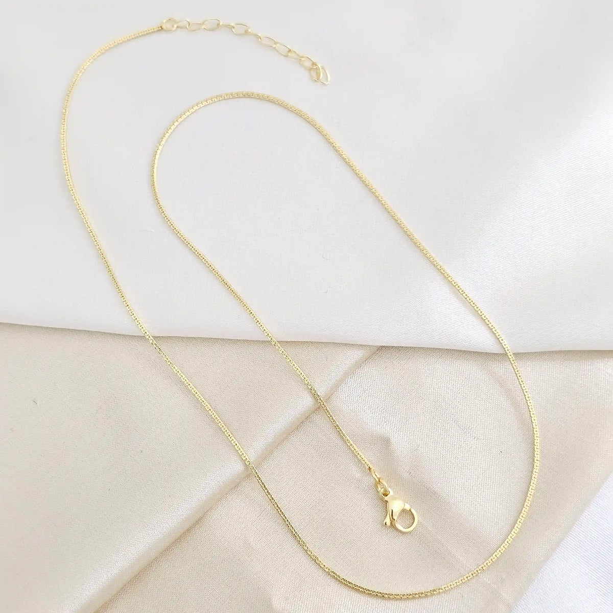 Cadena Cuadrada Elegante Con Extensor Dorado Rf K7784
