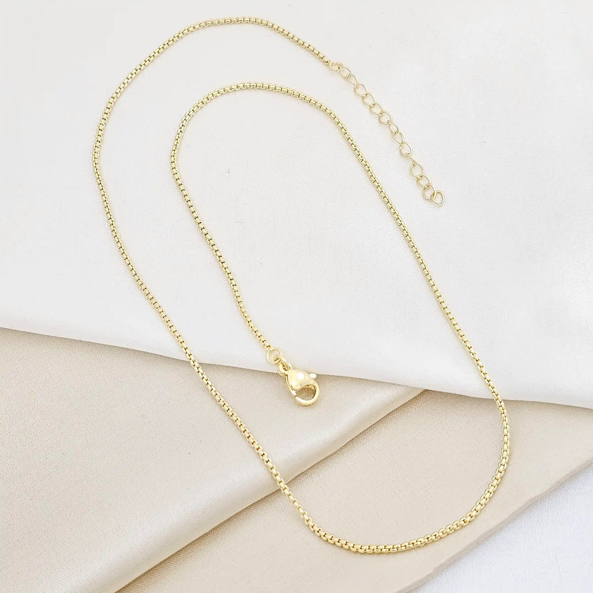 Cadena Cubos Enlazados 3Mm Con Extensor Dorado Rf K7525