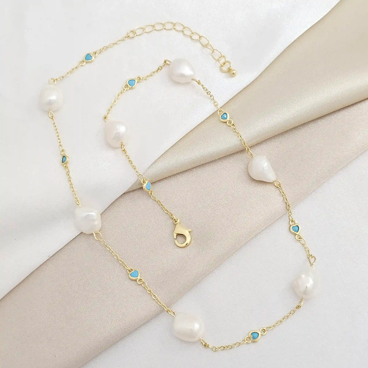 Cadena Perlas Y Corazon Azul Con Extensor Dorado Rf K8290