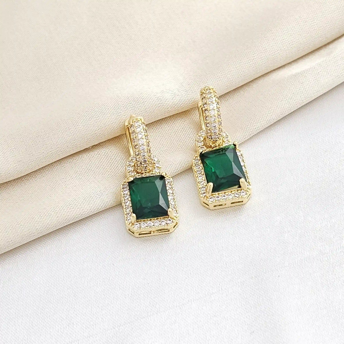 Candonga Circon Verde Cuadrado Dorado Rf K8344