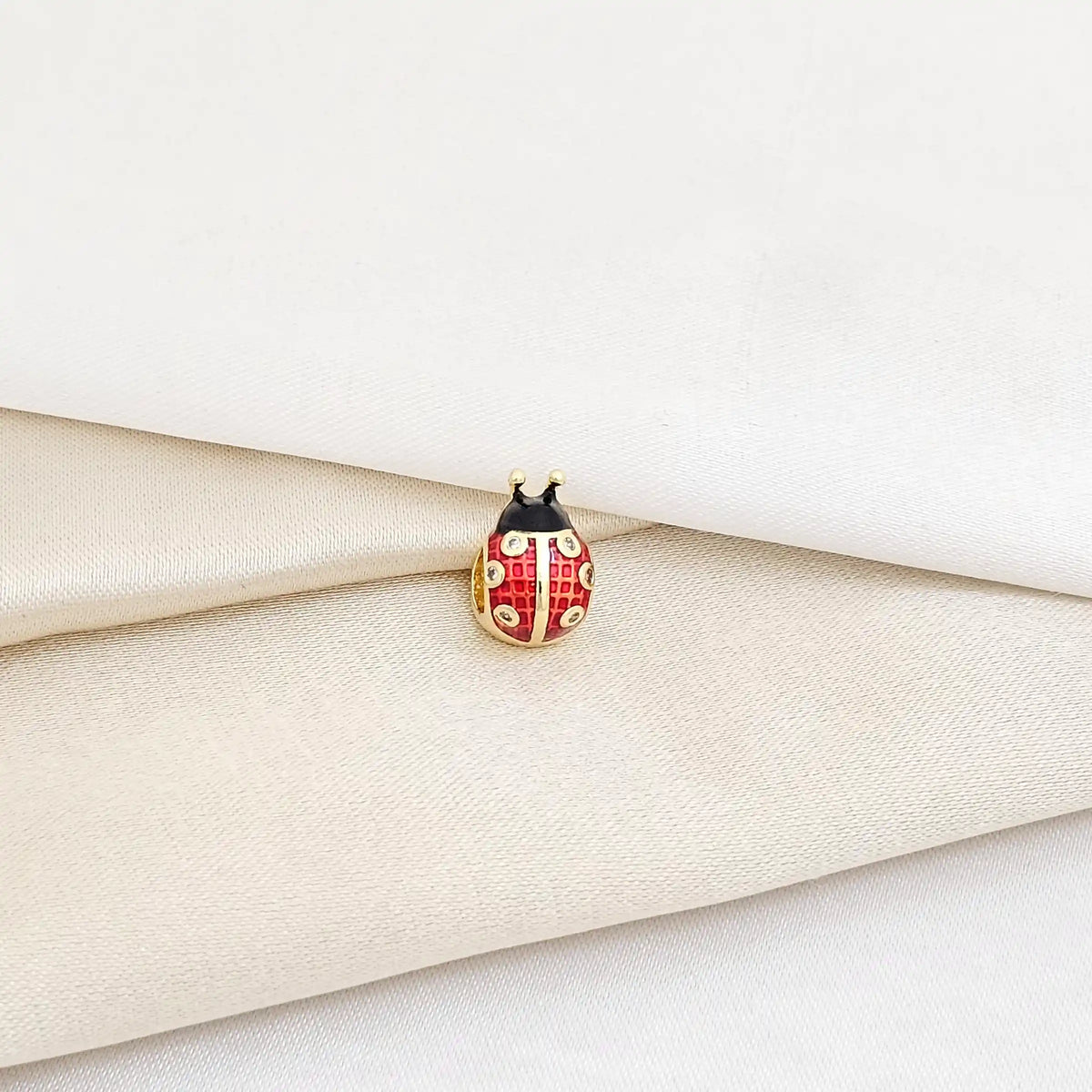 Charm Mariquita Roja Y Dorado Rf K5971
