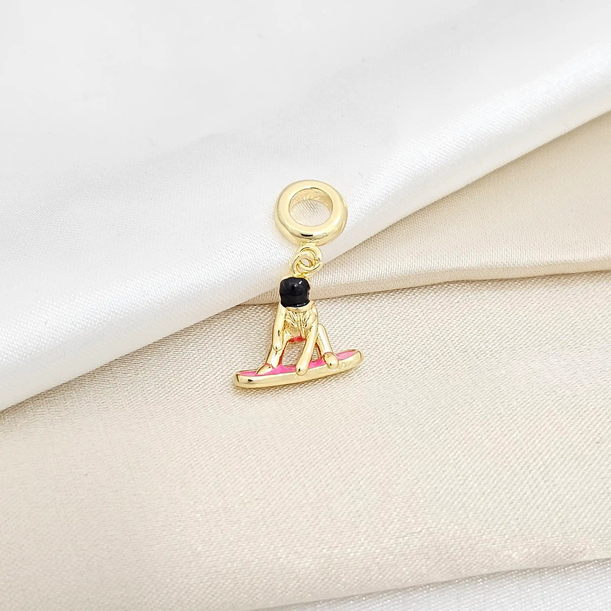 Charm Surfista Rosa Y Dorado Rf K6439
