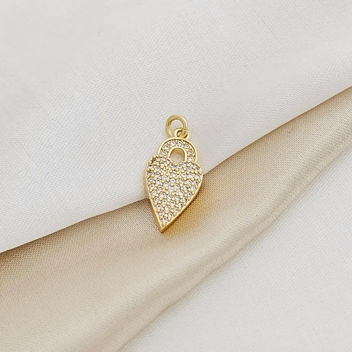 Dije Corazon Candado Alargado Dorado Rf K1939