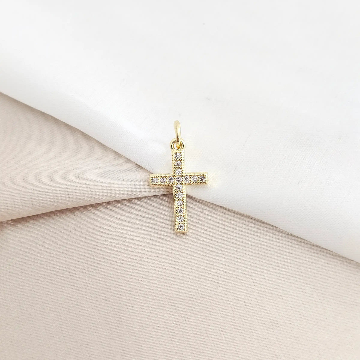 Dije Cruz 1X1,5Cm Con Circones Dorado Rf K7948