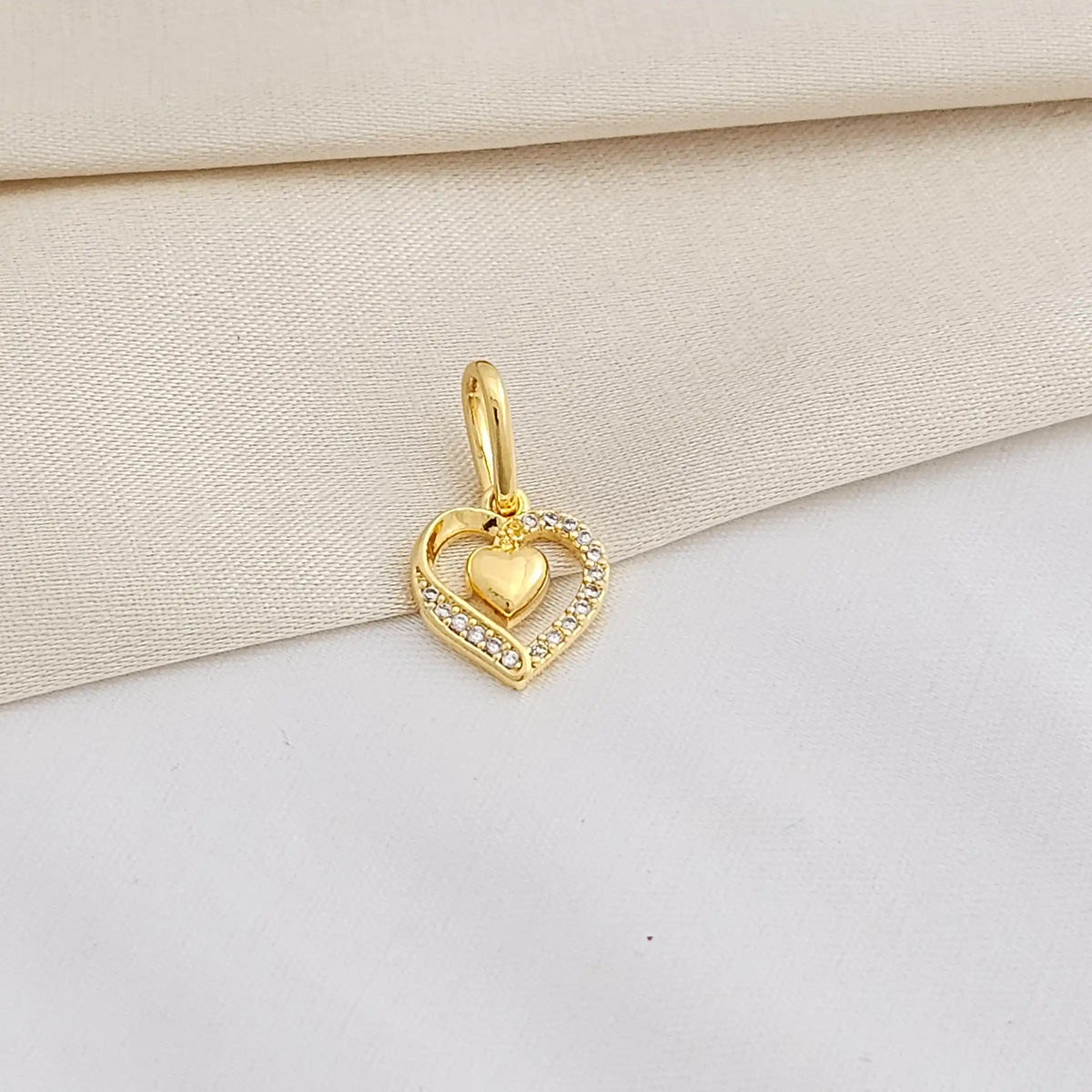 Dije Double Heart Lam 18K B/23347