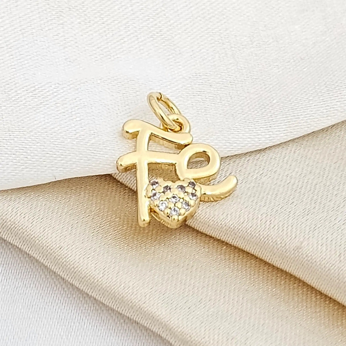 Dije Fe Con Corazon Pequeño Y Circones Dorado Rf K4628