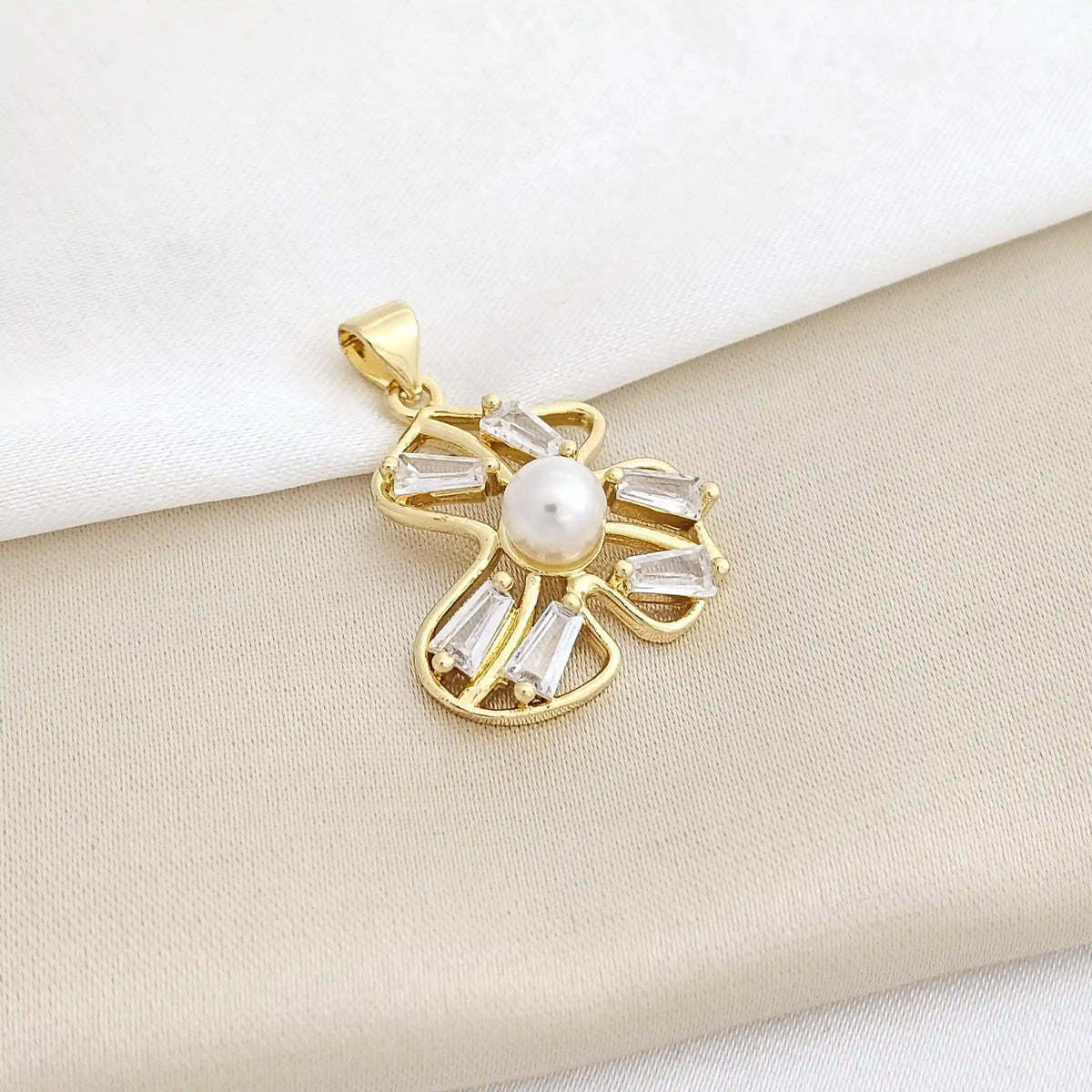 Dije Flor Perla Y Circones Dorado Rf K3368