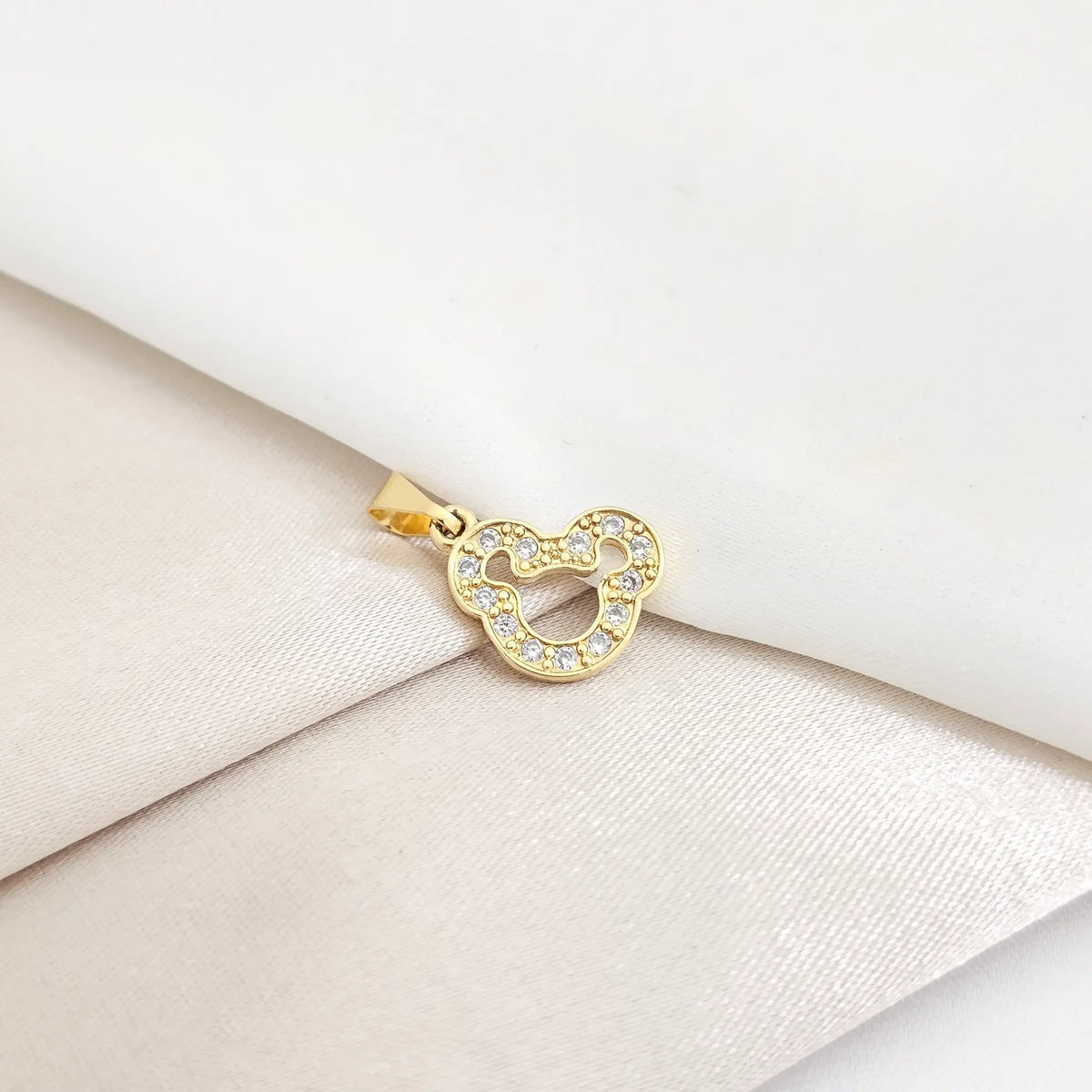 Dije Mickey Circonias Lam 18K B/23010