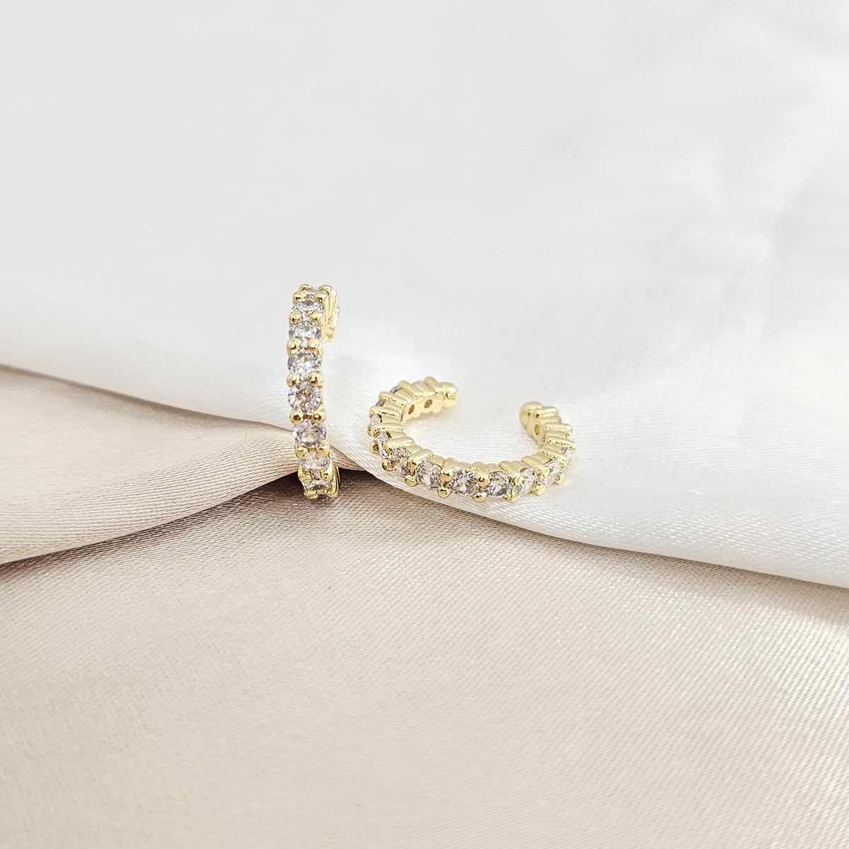 Earcuff Circonias Cristal Dorado Rf K8160