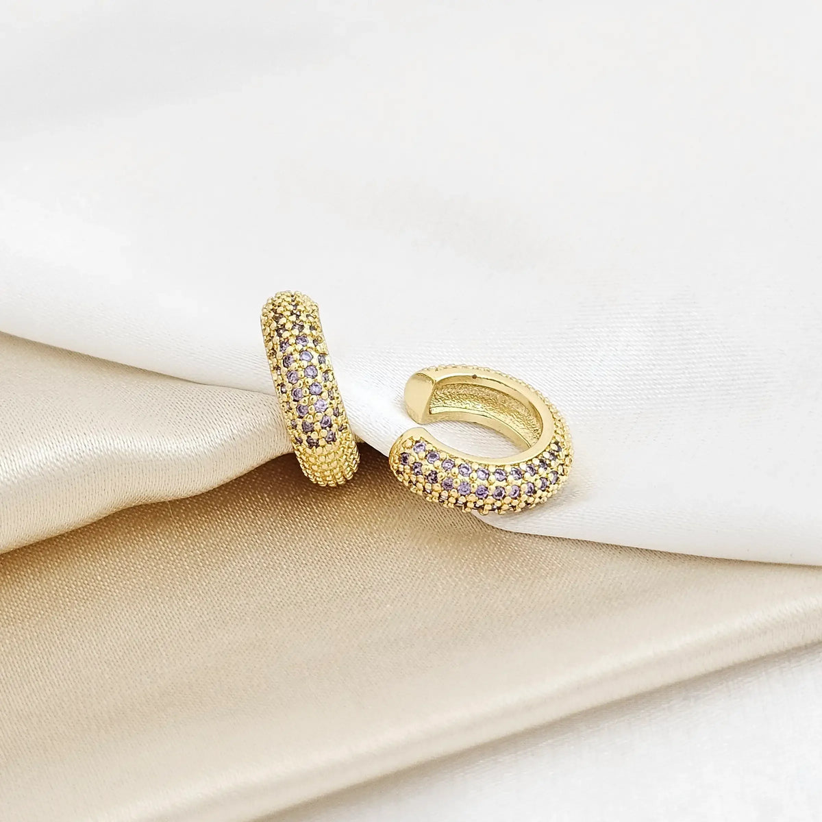 Earcuff Dorado Circones Color Lila Rf K4028