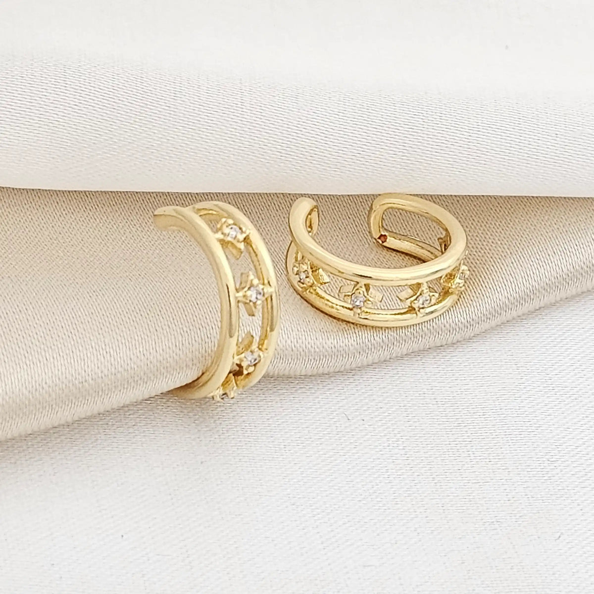 Earcuff Mini Estrellas Dorado Rf K3516