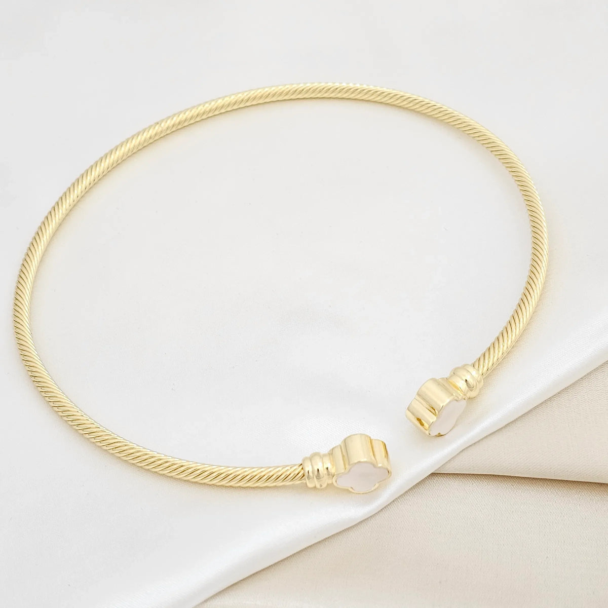 Gargantilla Flexible Dorado Doble Trebol Blanco Rf K6326
