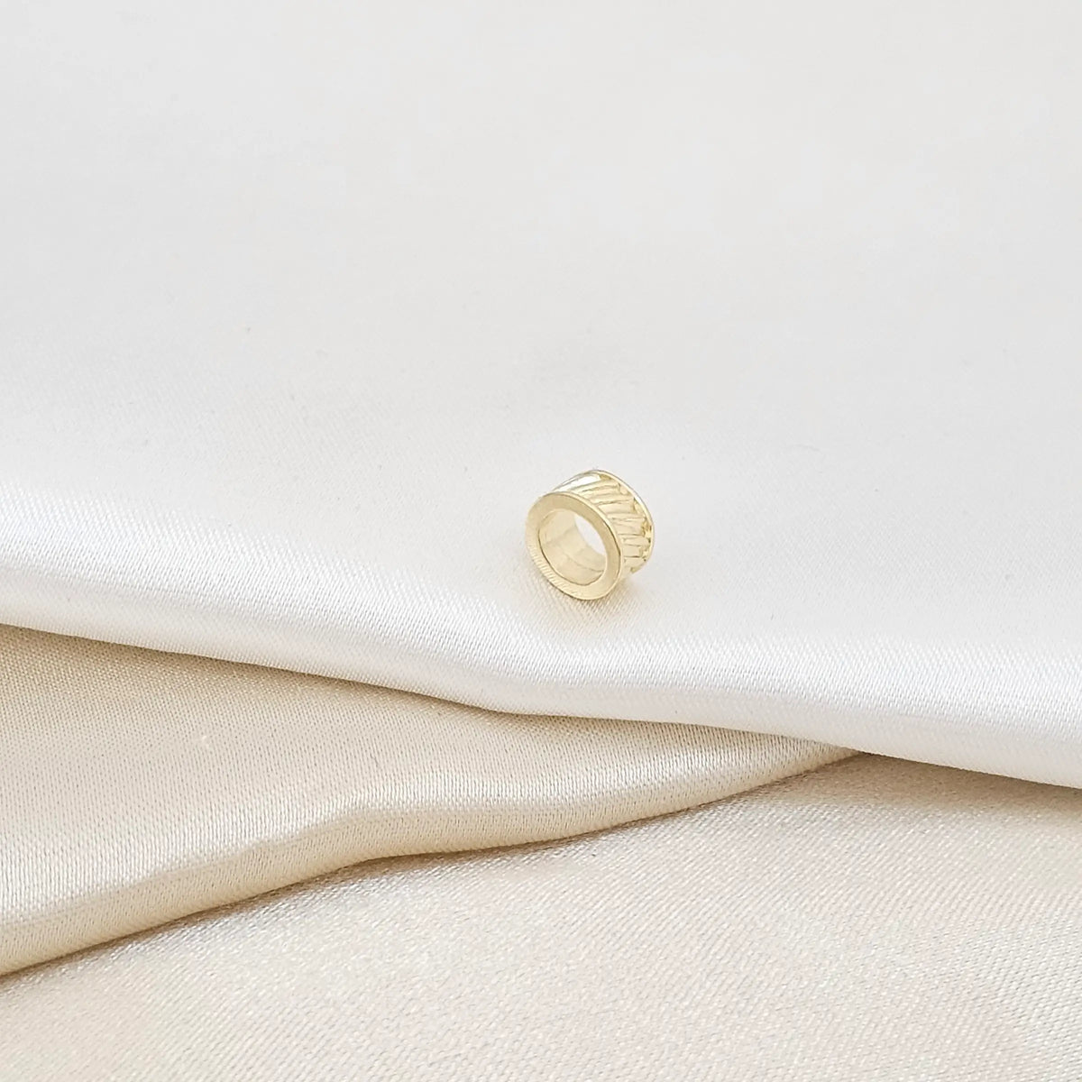 Herraje Rondel Tallado 18K Rf B/22486
