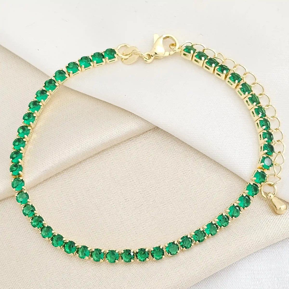 Pulsera Circones Verdes Con Extensor Dorado Rf K7759