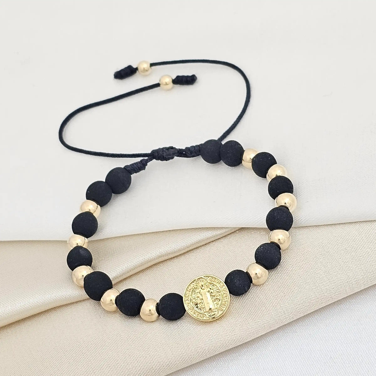 Pulsera Gold #5 Herraje San Benito Negro