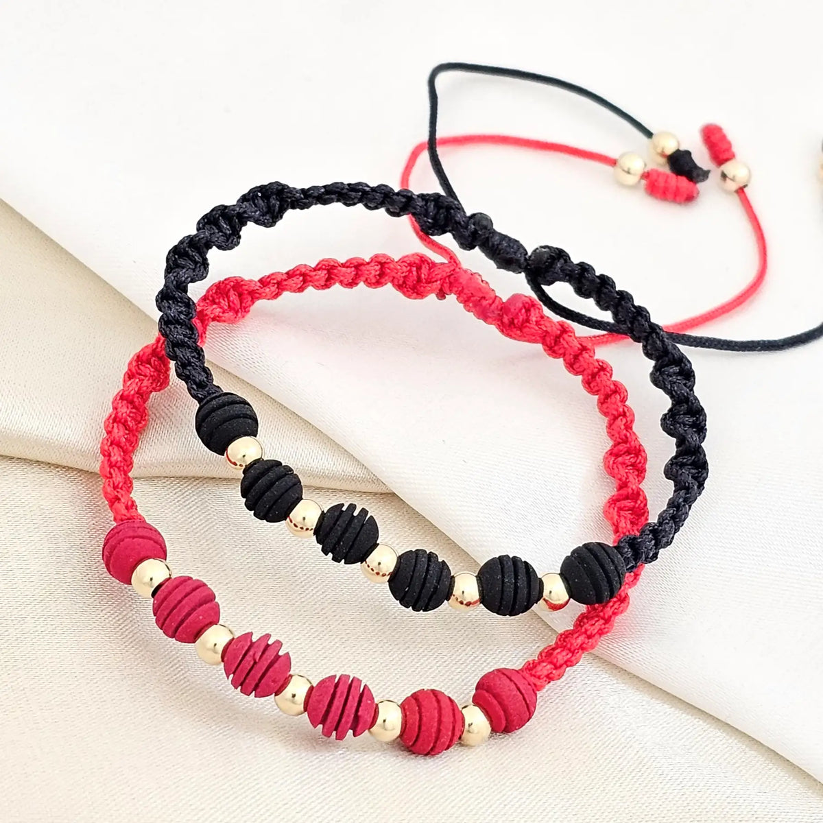 Pulsera Gold Duo # 4 Roja Y Negra